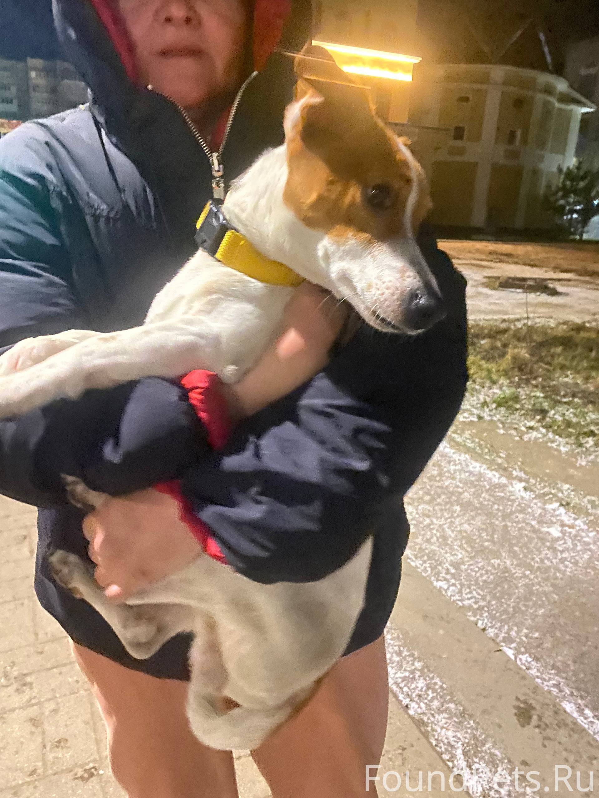 У центрального входа ж/ д вокз...